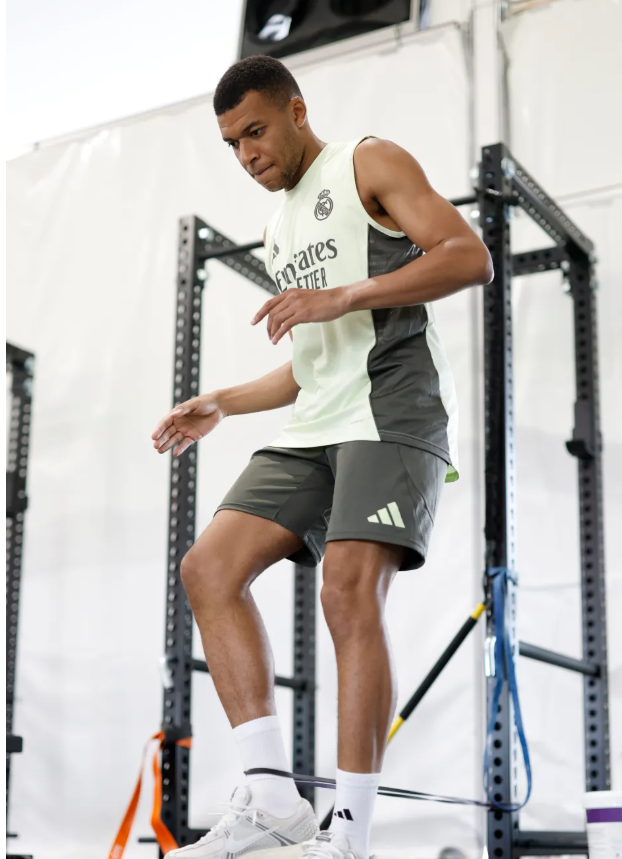 Mbappe Gầy Đi Đáng Kể Sau Ốm, Tương Lai Ở Real Madrid Gặp Dấu Hỏi