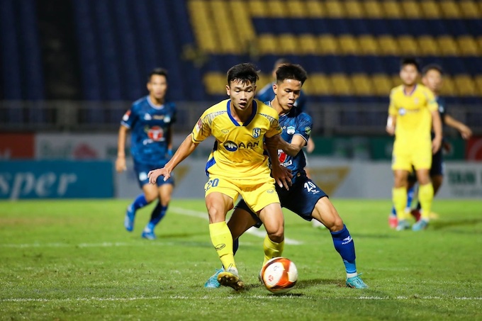Vòng 25 V.League: Cuộc đua vô địch và cuộc chiến trụ hạng căng thẳng