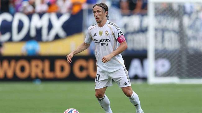Luka Modric chính thức cập bến AC Milan: Huyền thoại Croatia mang khát vọng chinh phục San Siro