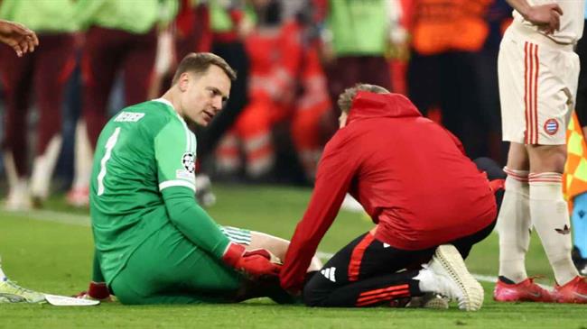 Oliver Kahn khuyên Manuel Neuer nên giải nghệ: Huyền thoại bóng đá Đức nên dừng lại khi còn ở đỉnh cao?