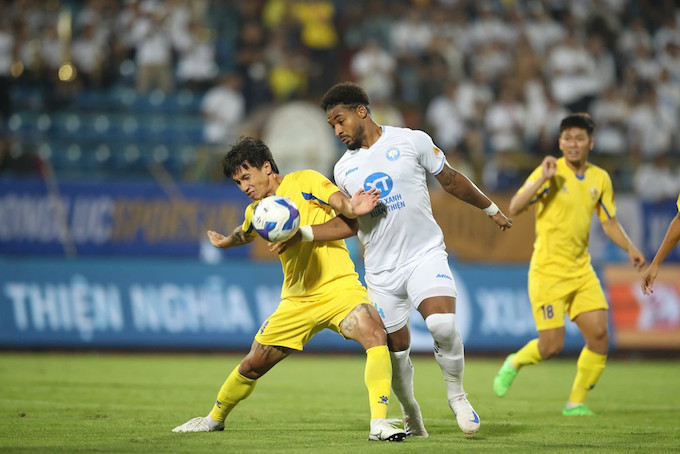 Vòng 25 V.League: Cuộc đua vô địch và cuộc chiến trụ hạng căng thẳng