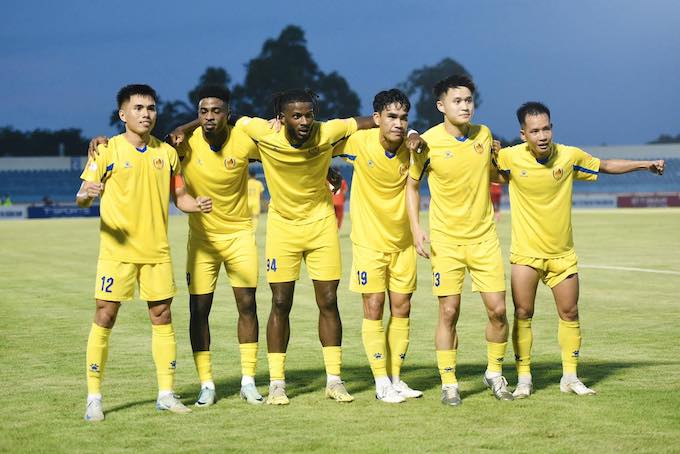 Quảng Nam FC: Cuộc chiến trụ hạng đầy cam go