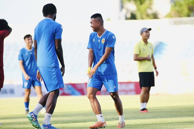 Quảng Nam FC: Cuộc chiến trụ hạng đầy cam go