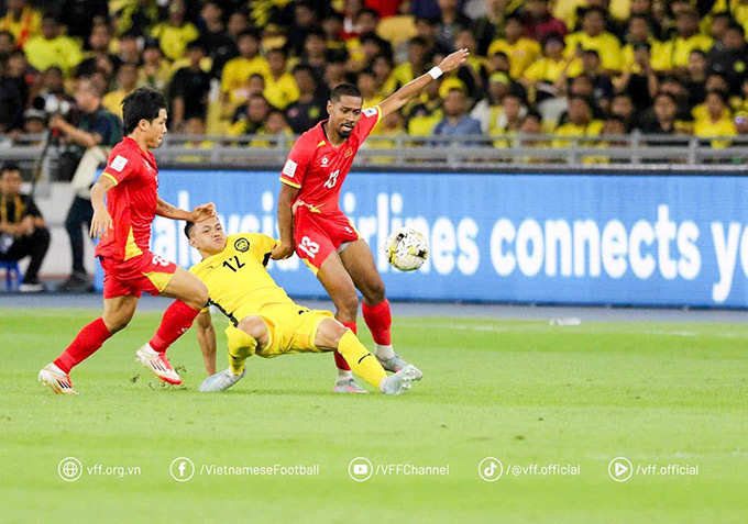 Thất bại 0-4 trước Malaysia: ĐT Việt Nam cần nhìn nhận lại bản thân
