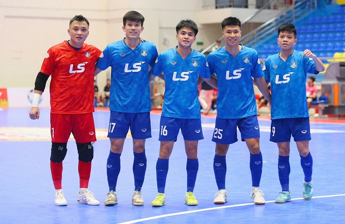 Thái Sơn Bắc đại thắng Hà Nội 9-2, bám đuổi quyết liệt ngôi đầu