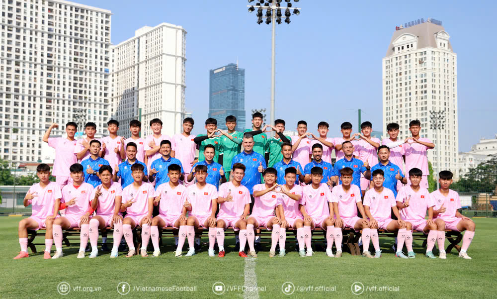 U16 Việt Nam Tràn Đầy Lòng Tự Tin Dưới Sự Dẫn Dắt Của HLV Cristiano Roland