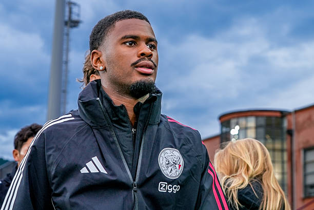 Chuyển nhượng hè 2025: MU theo đuổi Hjulmand, Chelsea sắp có Hato, và nhiều thương vụ đáng chú ý khác