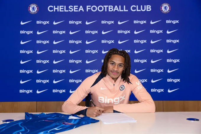 Chelsea nhả đùm tài năng trẻ Amougou cho Strasbourg, mở ra chương mới sự nghiệp cầu thủ 19 tuổi