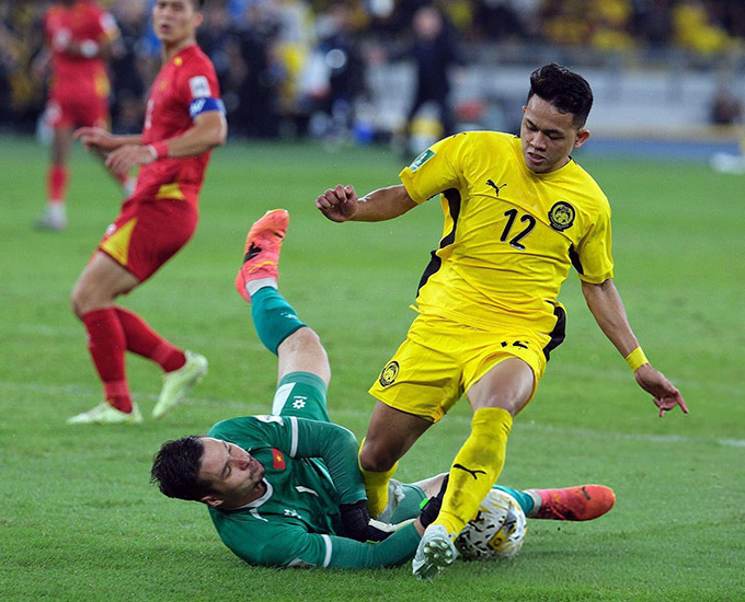 Thủ môn Nguyễn Filip: Ngọn lửa tài năng giữa thất bại 0-4 trước Malaysia