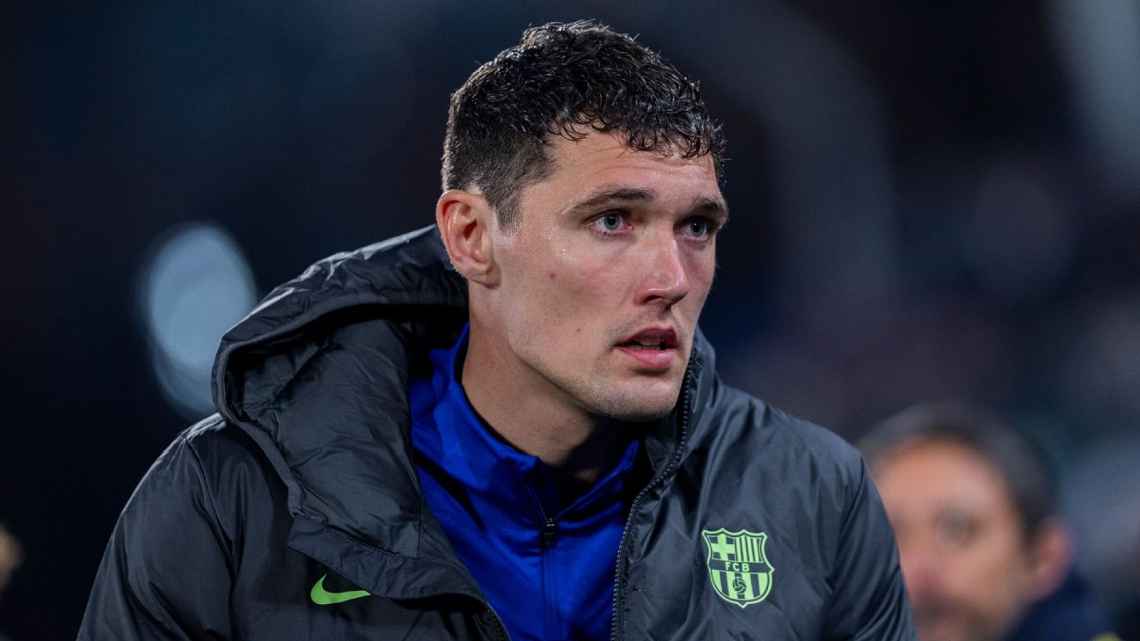 Barcelona Dọn Sạch Hàng Phòng Ngự: Araujo Ở Lại, Christensen Có Thể Ra Đi?