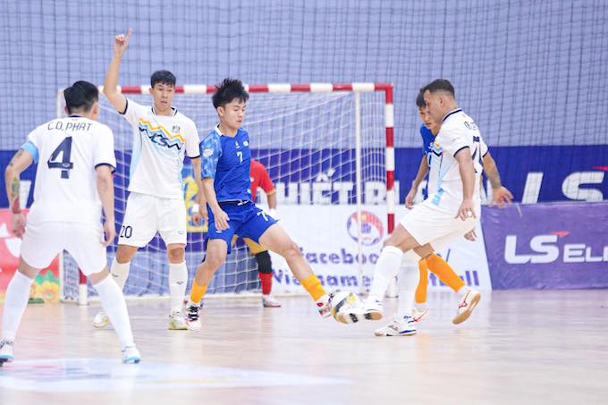 Thái Sơn Nam đè bẹp Trẻ TP.HCM, lấy lại ngôi đầu bảng Futsal quốc gia