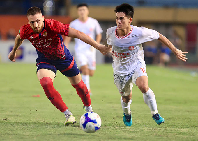 V.League 2025/26: Chính sách ngoại binh mới và bài học từ Đông Nam Á