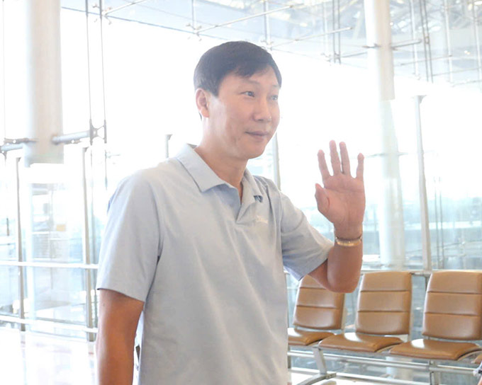 HLV Kim Sang Sik trở lại Việt Nam