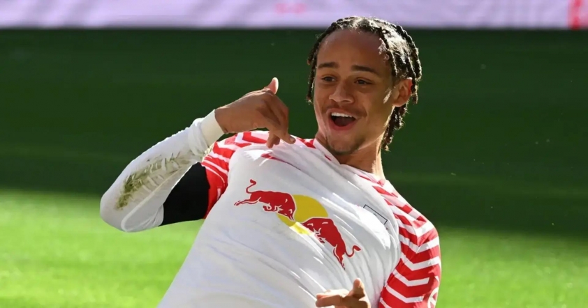 Chỉ trích Chelsea vì bỏ lỡ Simons