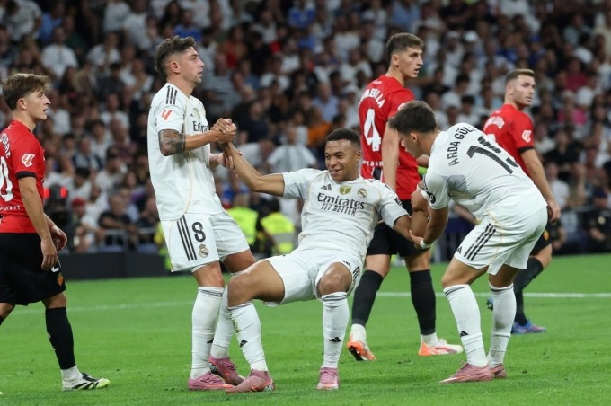 Mbappe bị VAR từ chối 2 bàn