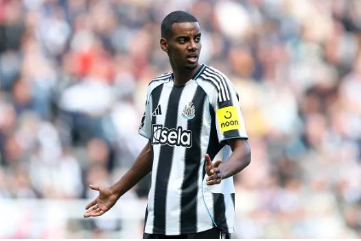 Shearer chỉ trích Alexander Isak
