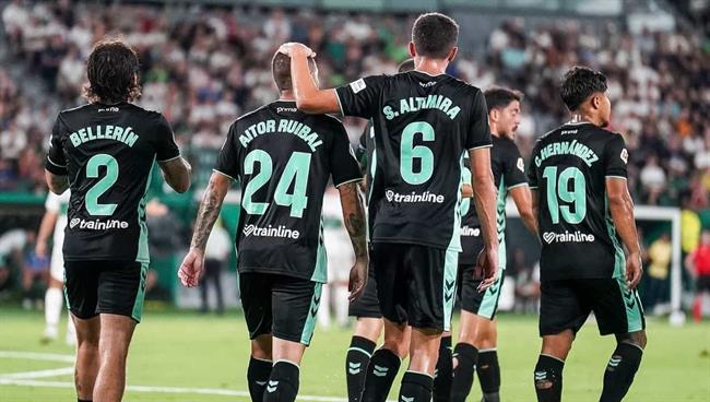 Real Betis mất điểm trước Elche ở trận ra quân