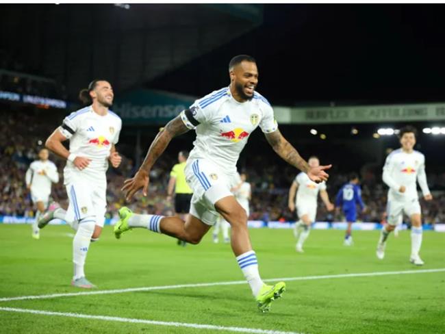 Leeds thắng Everton