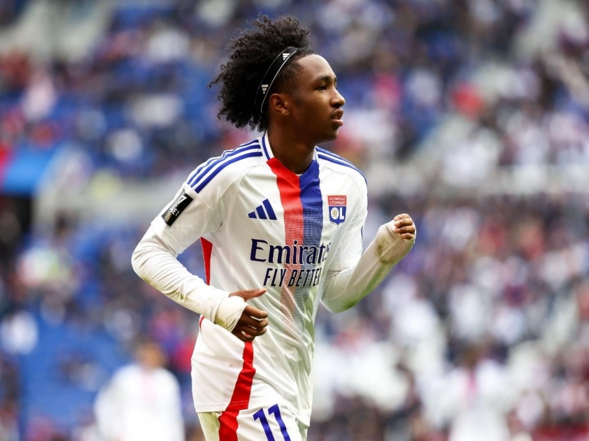 Malick Fofana trong màu áo Lyon