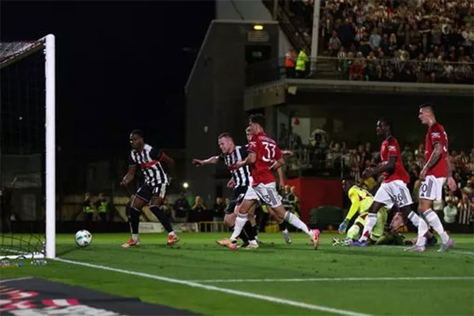 MU thất bại trước Grimsby