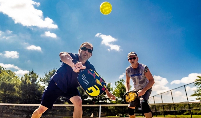 Hình ảnh sân pickleball trong văn phòng