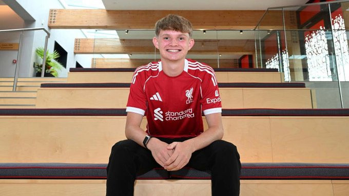 Chuyển nhượng bóng đá: Cập nhật những thương vụ đình đám