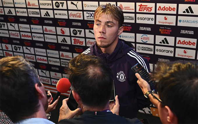 Hojlund: Sự tiến bộ vượt bậc và tương lai tươi sáng tại MU