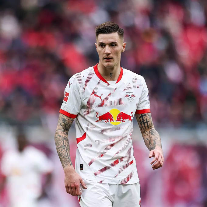 Chuyển nhượng bom tấn: Sesko cập bến Newcastle, Klopp bất ngờ đứng sau?