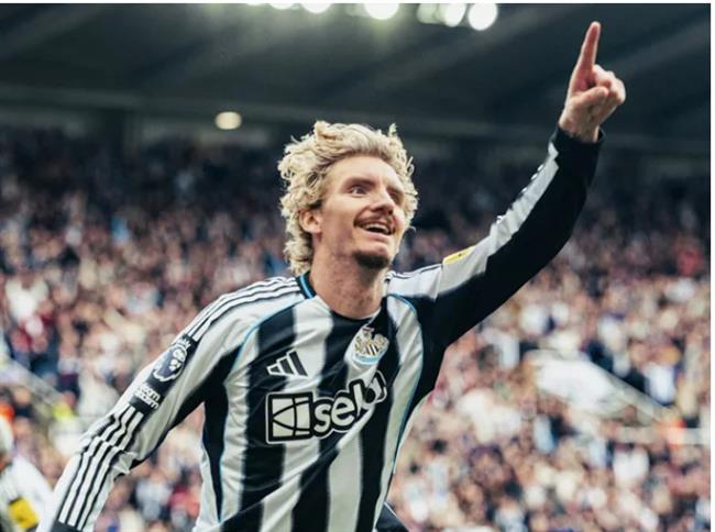 Newcastle vừa có chiến thắng đầu tiên ở mùa giải năm nay.