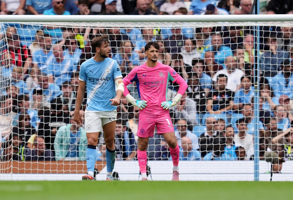 Man City từ bỏ vụ kiện liên quan đến Quy định APT.