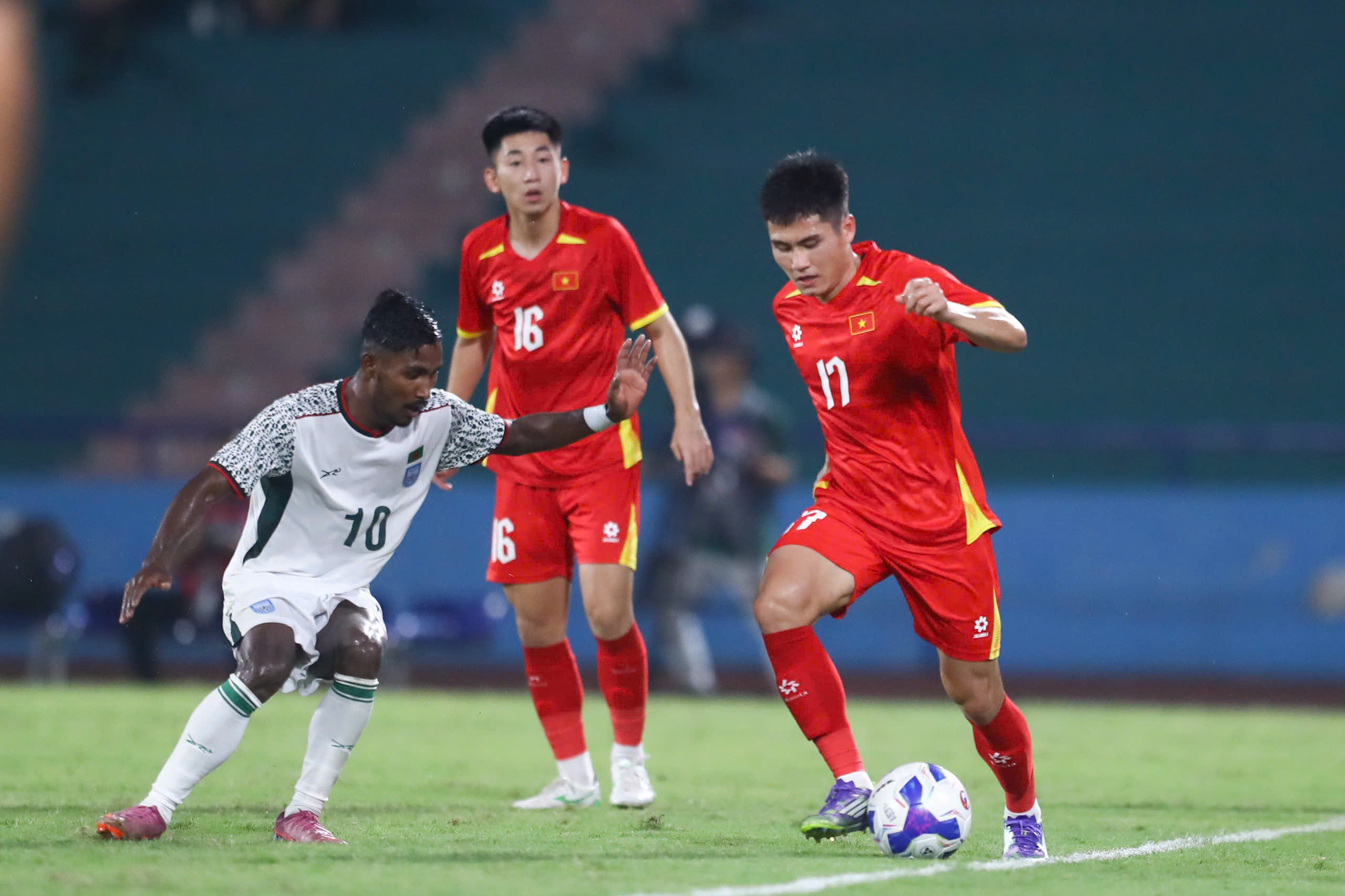 Pha ghi bàn thứ 2 của U23 Việt Nam