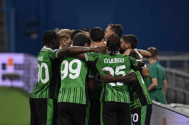 Sassuolo có chiến thắng đầu tiên mùa giải