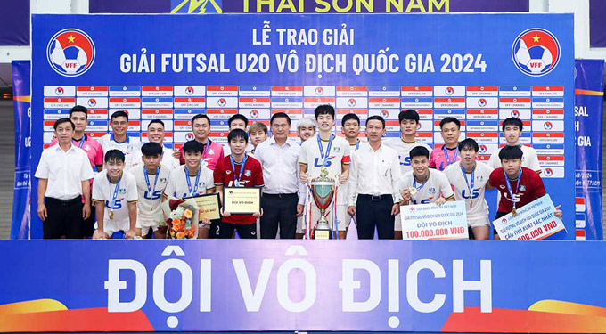 Các cầu thủ trẻ của Thái Sơn Bắc