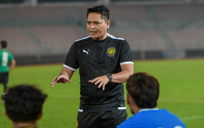 HLV Nafuzi Zain phát biểu