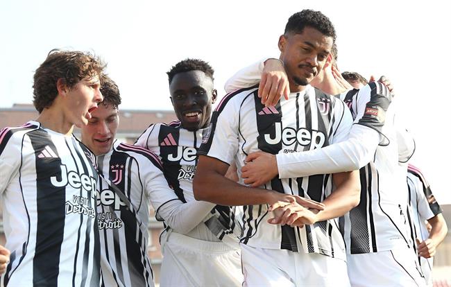 ĐT Italia và nỗi khắc khoải trong sắc thiên thanh 4 Juventus Next Gen là đội B hiếm hoi của các đội đang chơi tại Serie A