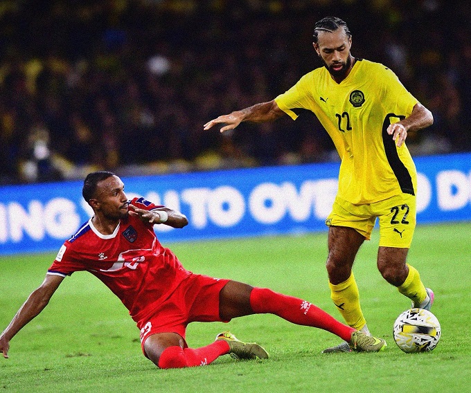 Malaysia dẫn đầu bảng F