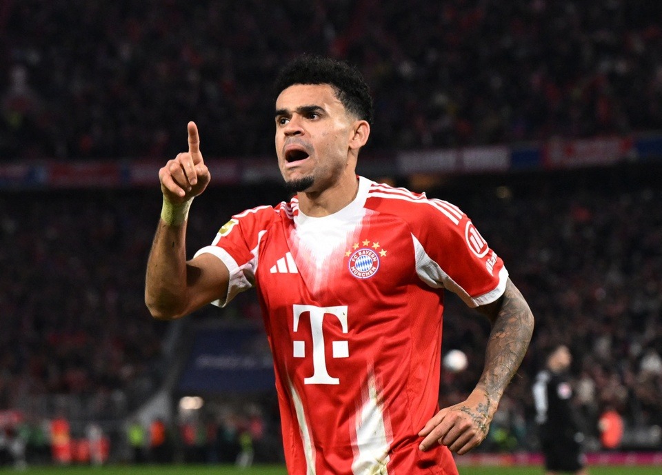 Luis Luis Diaz tỏa sáng giúp Bayern thắng muộn