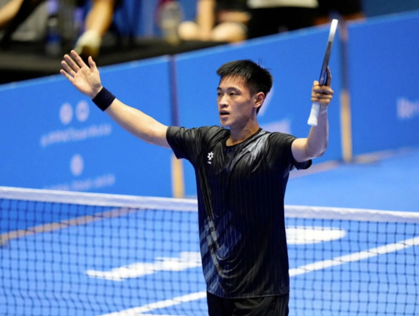 Vinh Hiển xuất sắc vượt qua Hoàng Nam