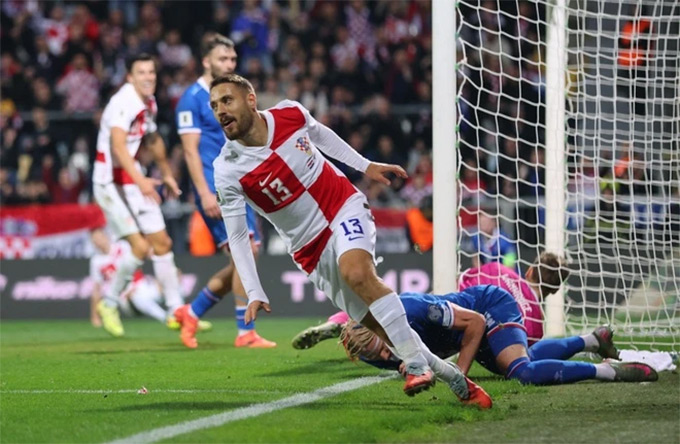 Croatia giành vé dự World Cup