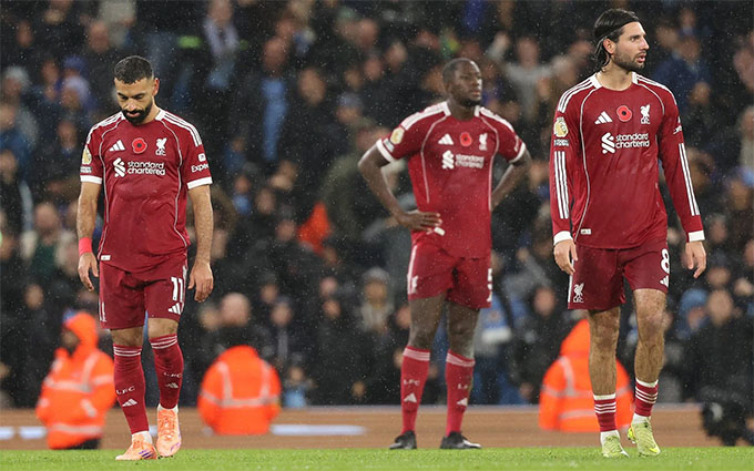 Liverpool gặp khó khăn trong cuộc đua vô địch