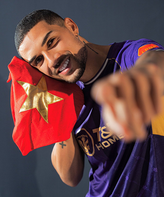 Đỗ Hoàng Hên tự tin giao tiếp tiếng Việt Hoàng Hên chăm chỉ học tiếng Việt hàng ngày