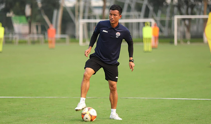 Cựu tuyển thủ Mai Tiến Thành Cựu tiền vệ ĐT Việt Nam Mai Tiến Thành