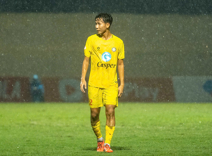 Dahmot Thongkhamsavath thi đấu tại Việt Nam