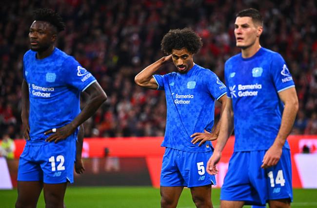 Leverkusen thua Bayern Munich 0-3