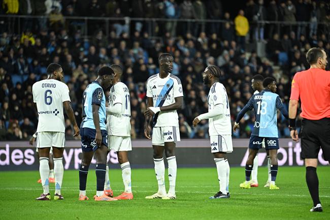 Paris FC đang tuột dốc không phanh trên bảng xếp hạng Ligue 1