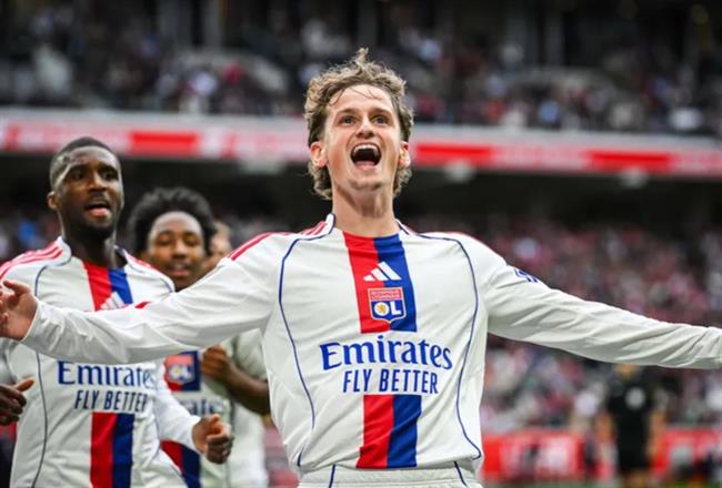 Nhận định Lorient vs Lyon (2h45 ngày 812) Chờ đội khách vượt khó 2 Lorient chơi không tốt trước Lyon trong thời gian gần đây.