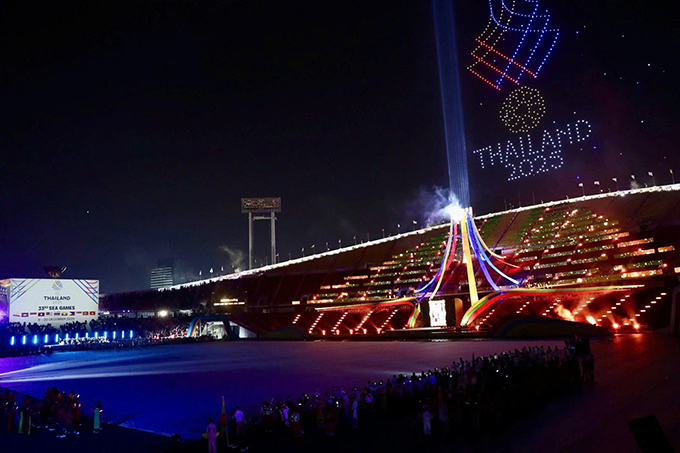 Tranh cãi về lễ khai mạc SEA Games trên truyền thông