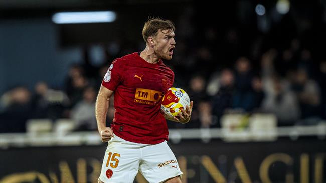 Valencia vẫn đang ngụp lặn ở nhóm nguy hiểm Valencia vẫn đang ngụp lặn ở nhóm nguy hiểm